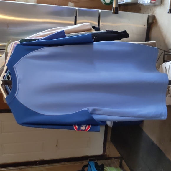 Chicago Cubs shirt - Picture 3 of 4